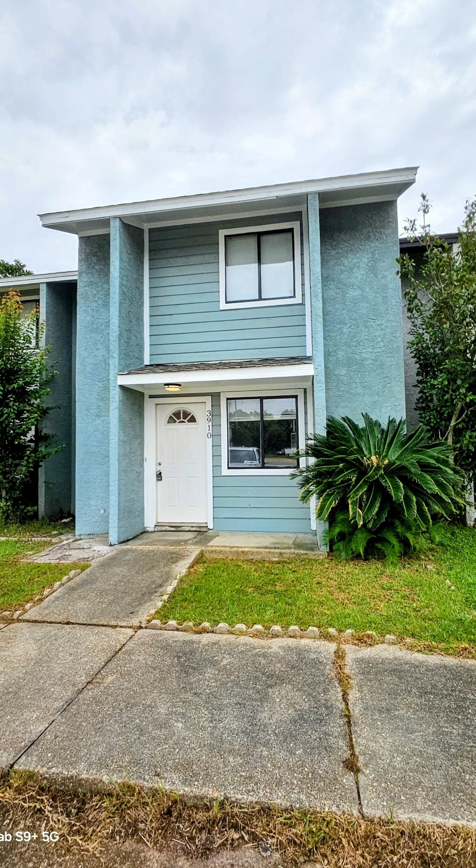 3910 Venetian Circle - 1